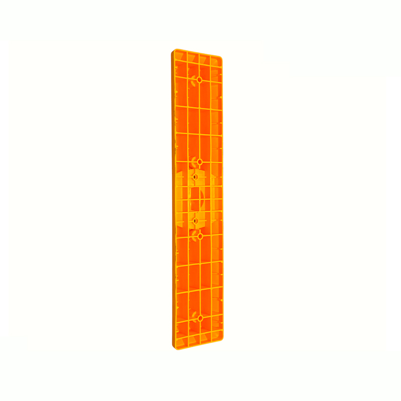 Modular Flexible Delineator Post with Traffic Lane Separator Curb Modular Flexible Delineator Post with Traffic Lane Separator Curb