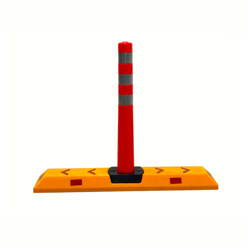 Modular Flexible Delineator Post with Traffic Lane Separator Curb