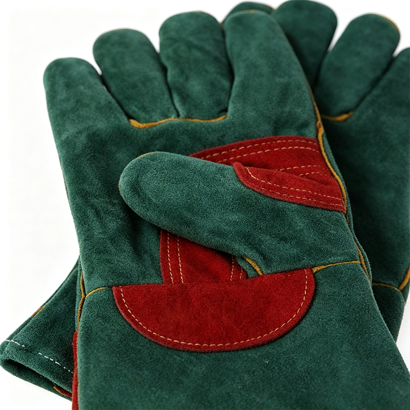 Lámhainní Táthú Cowhide Grád AB Préimh